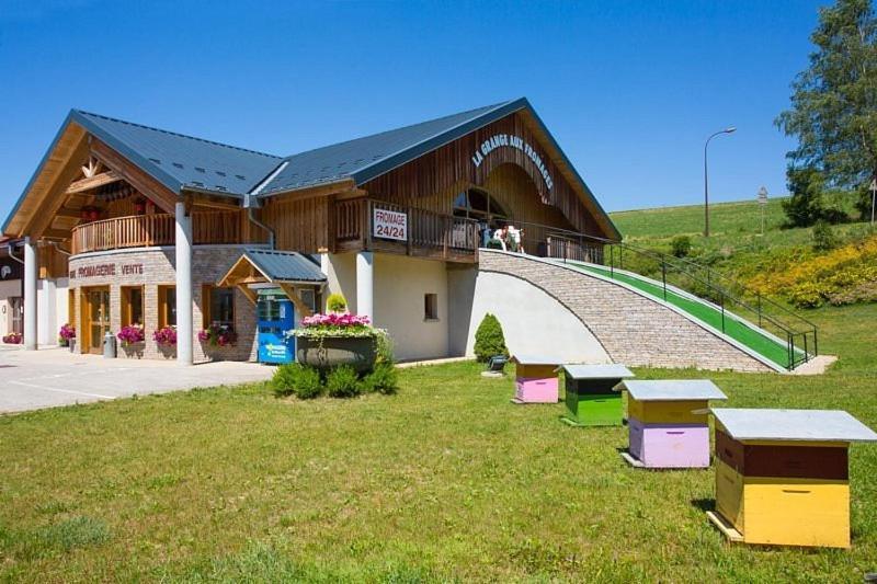 Escapade Au Calme De La Riviere Apartamento Métabief Exterior foto