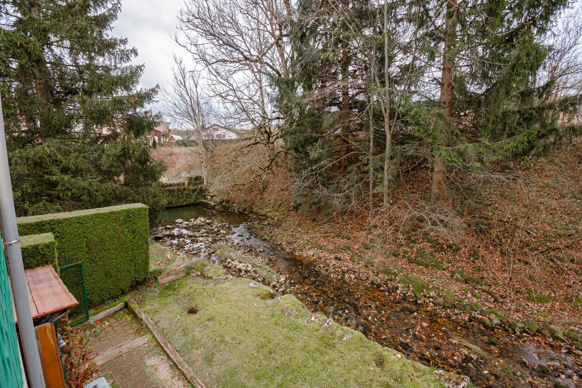 Escapade Au Calme De La Riviere Apartamento Métabief Exterior foto